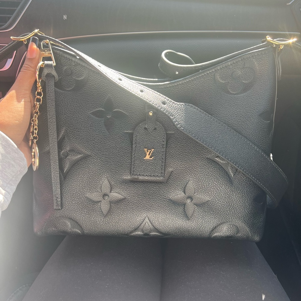 Louis Vuitton Carryall pm empreinte noir